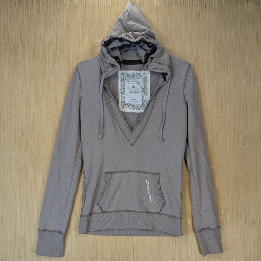 Vintage Y2K Abercrombie and Fitch Women's Preppy V-Neck Hoodie Size Large Brown